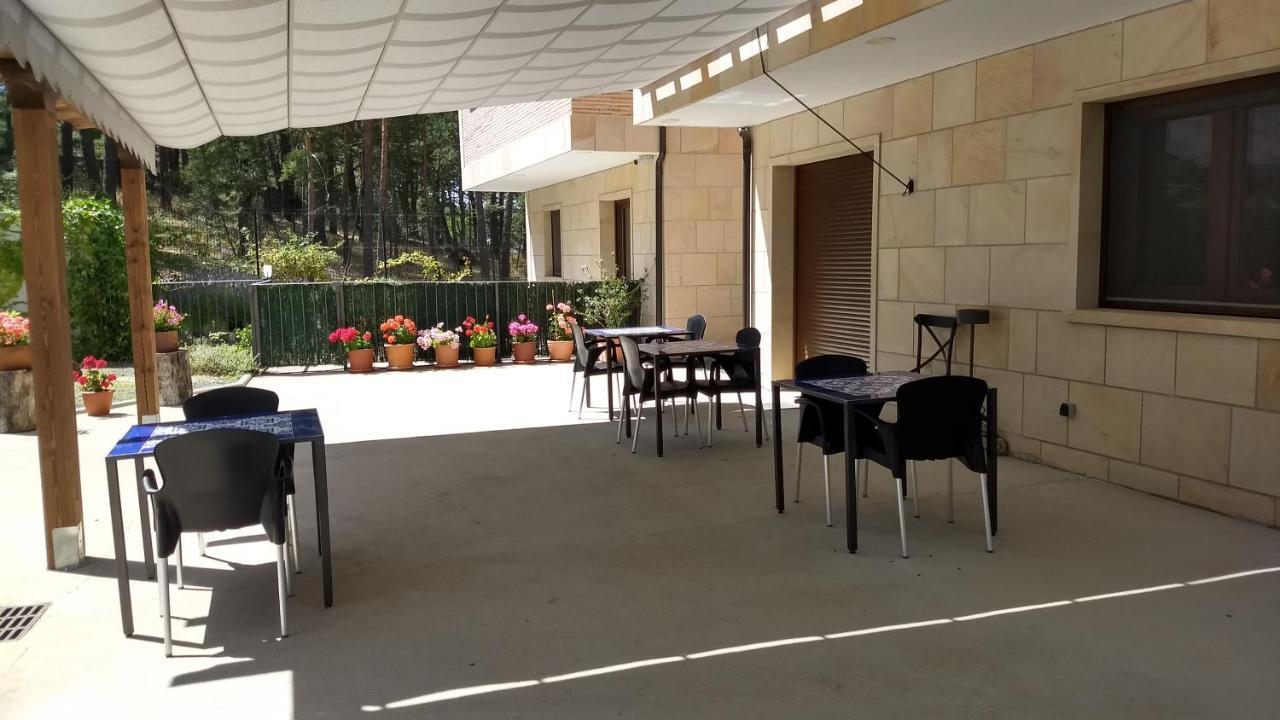 Hotel Rural El Nido De Pinares Navaleno Exterior photo